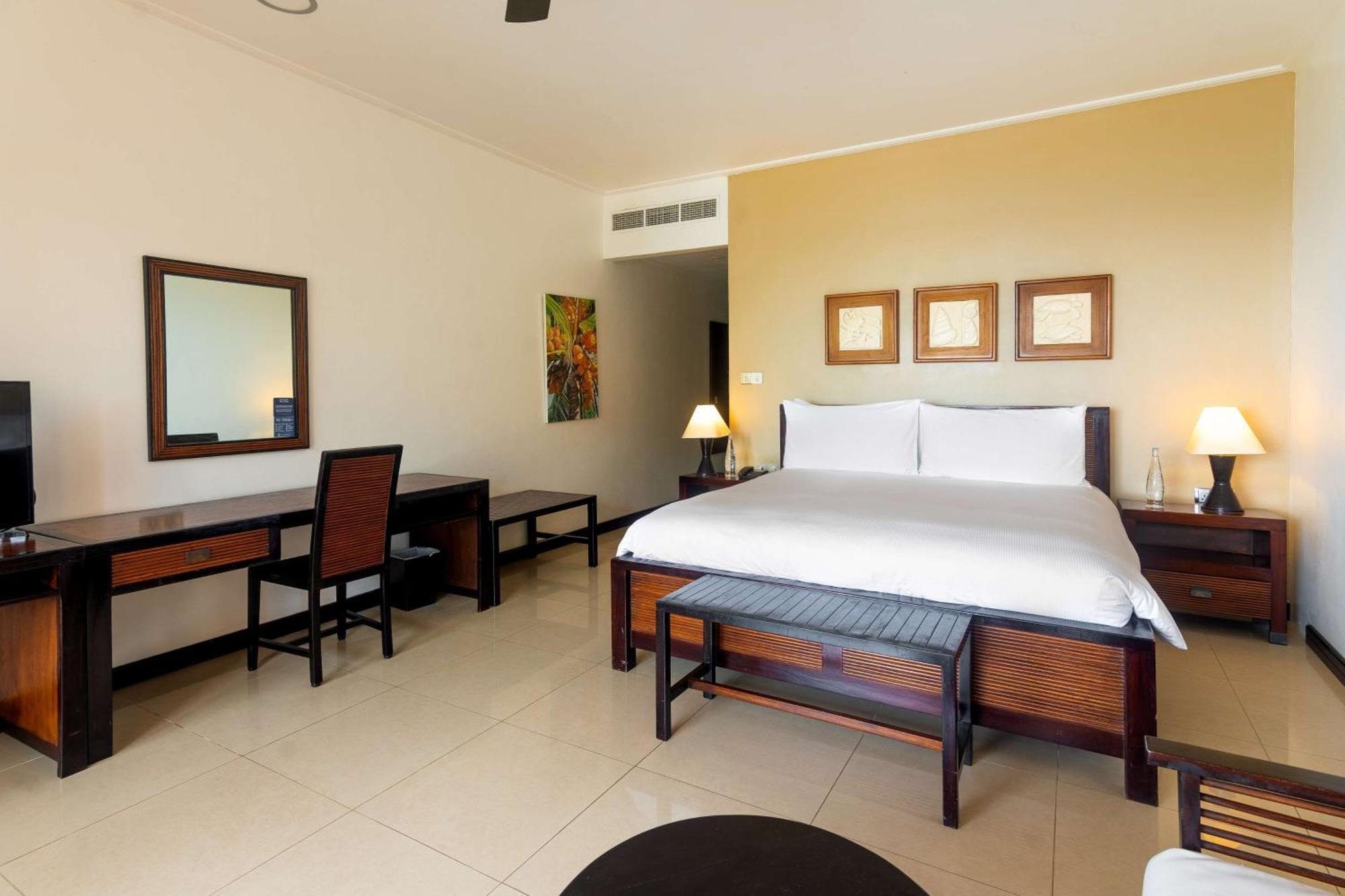 טקמק Doubletree By Hilton Seychelles Allamanda Resort & Spa מראה חיצוני תמונה